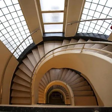 Old Praag